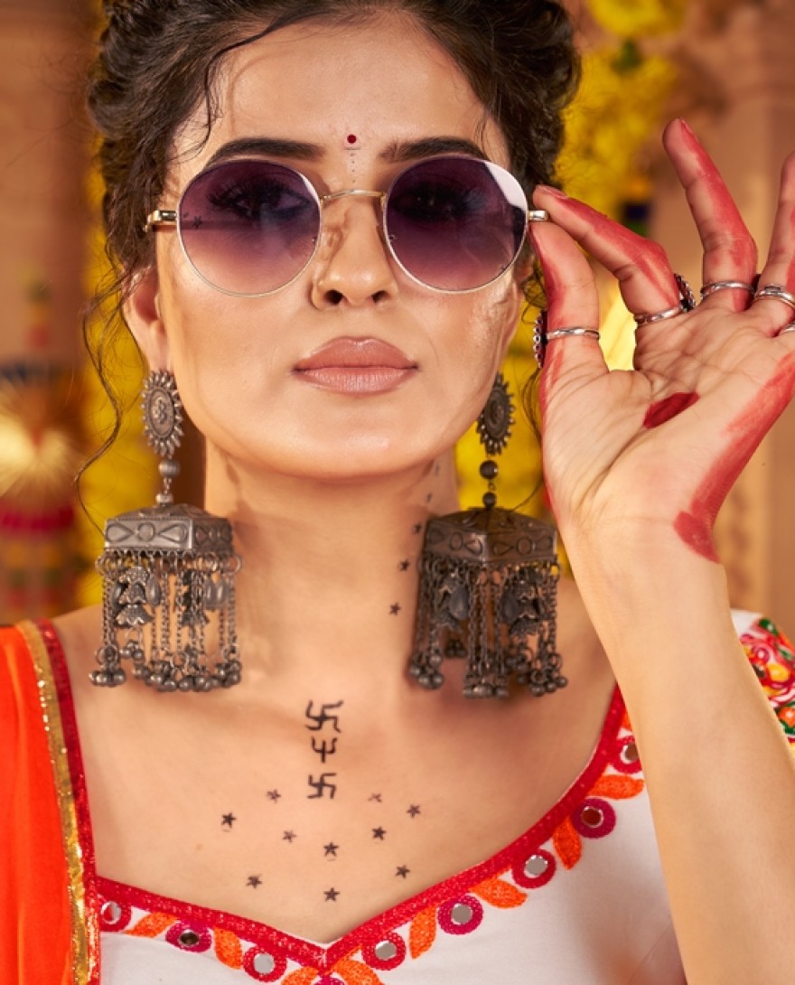 11014 - Pretty White Mirror Work Navratri Wear Lehenga Choli With Dupatta